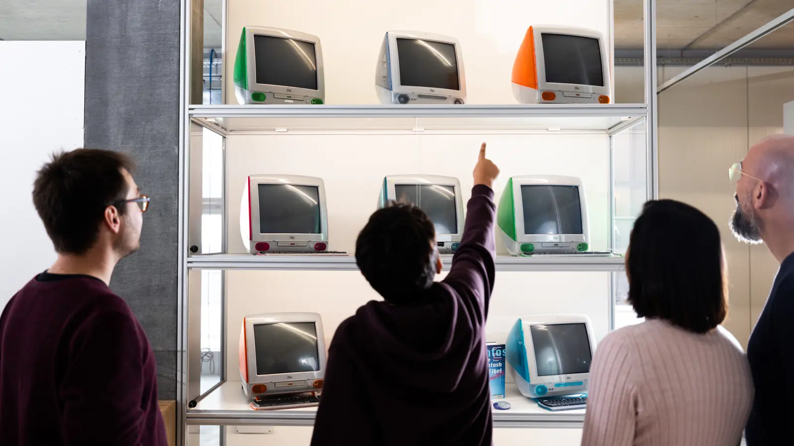 Enter Ausstellung Allink H8a3124 1 1 Enter Ausstellung Allink H8a3124 1 1